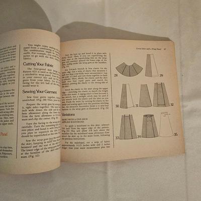 Assorted Quilt, Sewing & Crochet Books (GB2-JS)