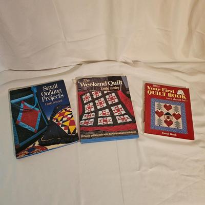 Assorted Quilt, Sewing & Crochet Books (GB2-JS)