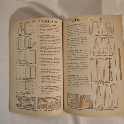 Assorted Quilt, Sewing & Crochet Books (GB2-JS)