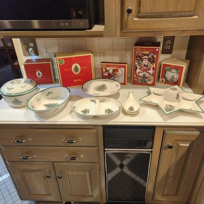 12 Pieces of Spood Christmas Tree ,5 items in Boxes