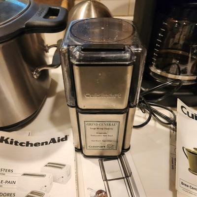 Lot of Kitchen Small Applainces Kitchen Aid Toaster , Cuisinart Multicooker Cook Central 4 in 1, 5Cuisinart Coffee Maker, Coffee Grinder,...