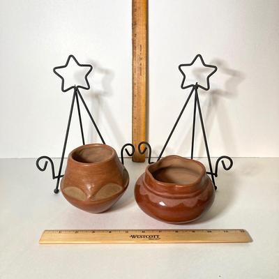 LOT 60: Vintage Pottery, Painted Slate Signed Hilliard 97 Artwork, Easels and More