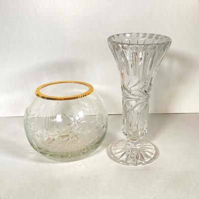LOT 67: Art Glass Vase Collection featuring Durand pulled feather vase