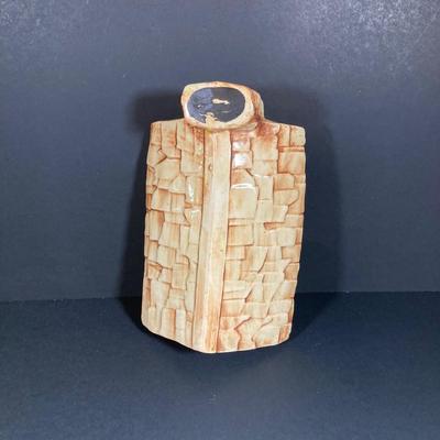 LOT 75: Vintage McCoy USA 136 Cookie Cabin Cookie Jar