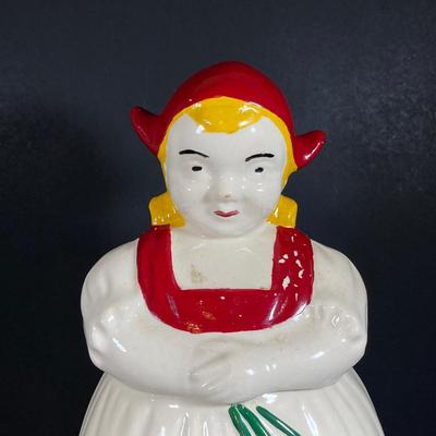 LOT 77: Vintage Shawnee Dutch Girl Cookie Jar
