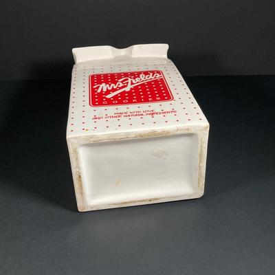 LOT 79: Vintage Mrs. Fields Cookie Jar