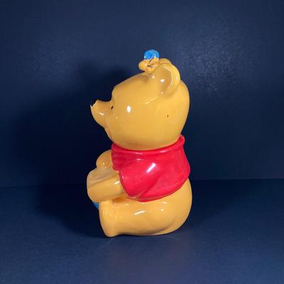 LOT 80: Vintage Walt Disney Productions 900 USA Winnie the Pooh Cookie Jar