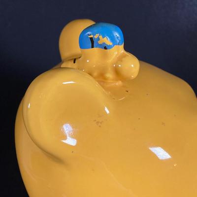 LOT 80: Vintage Walt Disney Productions 900 USA Winnie the Pooh Cookie Jar