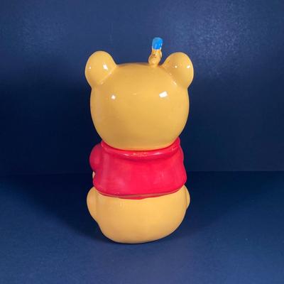 LOT 80: Vintage Walt Disney Productions 900 USA Winnie the Pooh Cookie Jar