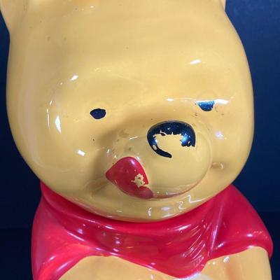 LOT 80: Vintage Walt Disney Productions 900 USA Winnie the Pooh Cookie Jar