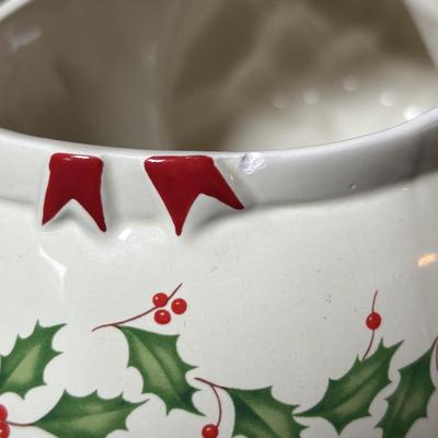 LOT 83: Lenox Holiday Collection Santa Cookie Jar
