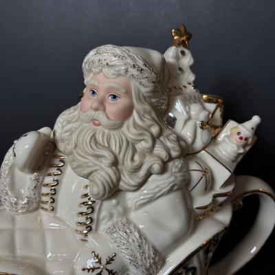 LOT 85: Lenox Florentine & Pearl Santa Teapot