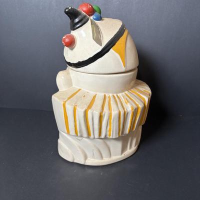LOT 87: Vintage McCoy Jojo the Clown Cookie Jar