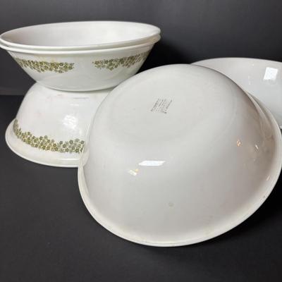LOT 101: Coring Ware Collection: Spice of Life, Spring Blossom Green & Winter Frost White