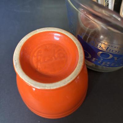 LOT 103: Vintage Kitchen: Hall, Fiesta, Anchor Hocking, Syracuse, Westinghouse, Good Seasons