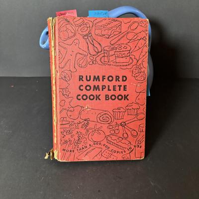 LOT 103: Vintage Kitchen: Hall, Fiesta, Anchor Hocking, Syracuse, Westinghouse, Good Seasons