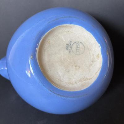 LOT 103: Vintage Kitchen: Hall, Fiesta, Anchor Hocking, Syracuse, Westinghouse, Good Seasons