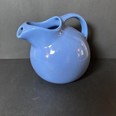 LOT 103: Vintage Kitchen: Hall, Fiesta, Anchor Hocking, Syracuse, Westinghouse, Good Seasons