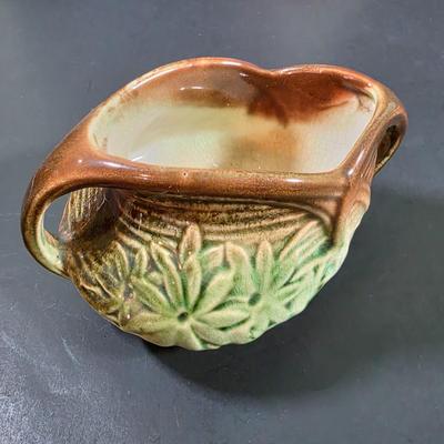 LOT 110: Vintage Pottery Collection, Hull Woodland Wall Pocket, McCoy Daisy Pattern Creamer & Open Sugar Bowl, Along W/A Lovely McCoy...