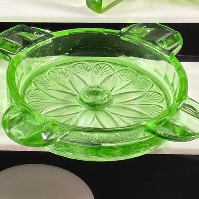 LOT 123: Vintage Uranium Items, 2 Large & 7 Small Furniture Sliders, Sunflower Ashtray, Art Deco Ashtray & 4 Small Fire King Dishes