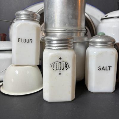 LOT 127: Vintage Milk Glass Shakers (3), Small Cast Irion Corn Stick Pan and Enamel Ware Collection
