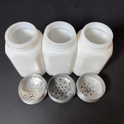 LOT 127: Vintage Milk Glass Shakers (3), Small Cast Irion Corn Stick Pan and Enamel Ware Collection