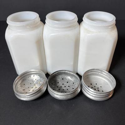 LOT 127: Vintage Milk Glass Shakers (3), Small Cast Irion Corn Stick Pan and Enamel Ware Collection
