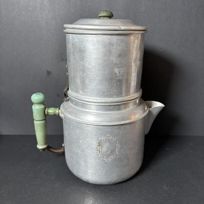 LOT 127: Vintage Milk Glass Shakers (3), Small Cast Irion Corn Stick Pan and Enamel Ware Collection