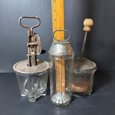 LOT 130 Vintage Hand Mixers and Food Chopper, Shawnee Pluto Salt/Pepper Shakers along with Pottery Bowls
