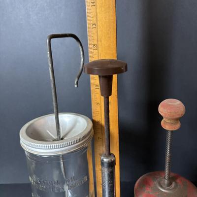LOT 131: Vintage Watt Blue Mixing Bowl, Wesson Oil Mayonnaises Maker, Food Choppers and Shawnee Flower Pot Salt/Pepper Shakes