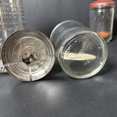 LOT 131: Vintage Watt Blue Mixing Bowl, Wesson Oil Mayonnaises Maker, Food Choppers and Shawnee Flower Pot Salt/Pepper Shakes