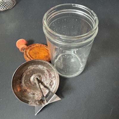 LOT 131: Vintage Watt Blue Mixing Bowl, Wesson Oil Mayonnaises Maker, Food Choppers and Shawnee Flower Pot Salt/Pepper Shakes