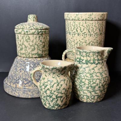 LOT 132: Vintage Spongeware Pottery Collection: Marked R.R.P. Roseville, Stamped R.R.P Roseville, Stamped Robinson Ransbottom Roseville...