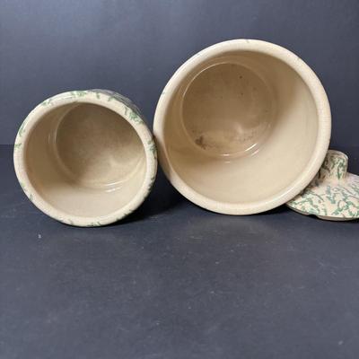 LOT 132: Vintage Spongeware Pottery Collection: Marked R.R.P. Roseville, Stamped R.R.P Roseville, Stamped Robinson Ransbottom Roseville...