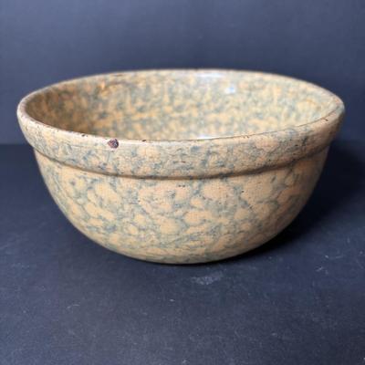 LOT 132: Vintage Spongeware Pottery Collection: Marked R.R.P. Roseville, Stamped R.R.P Roseville, Stamped Robinson Ransbottom Roseville...
