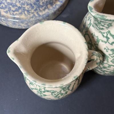 LOT 132: Vintage Spongeware Pottery Collection: Marked R.R.P. Roseville, Stamped R.R.P Roseville, Stamped Robinson Ransbottom Roseville...