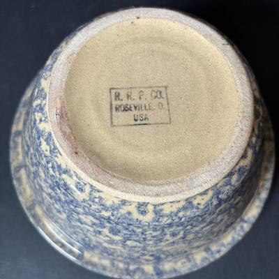 LOT 132: Vintage Spongeware Pottery Collection: Marked R.R.P. Roseville, Stamped R.R.P Roseville, Stamped Robinson Ransbottom Roseville...