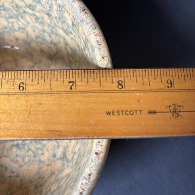 LOT 132: Vintage Spongeware Pottery Collection: Marked R.R.P. Roseville, Stamped R.R.P Roseville, Stamped Robinson Ransbottom Roseville...