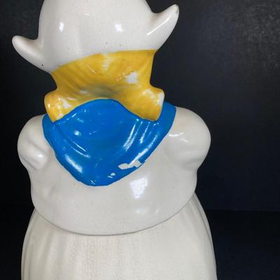 LOT 136: Vintage Shawnee Dutch Girl Cookie Jar
