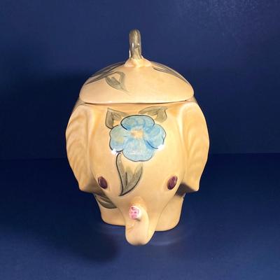 LOT 137: Ceramic Elephant Cookie Jar