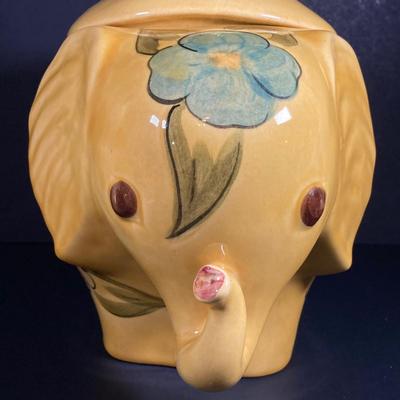 LOT 137: Ceramic Elephant Cookie Jar
