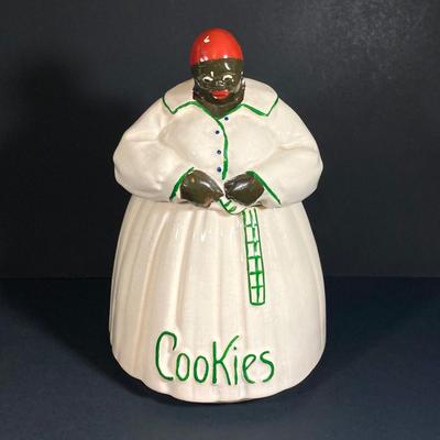 LOT 138: Vintage McCoy Black Americana Cookie Jar