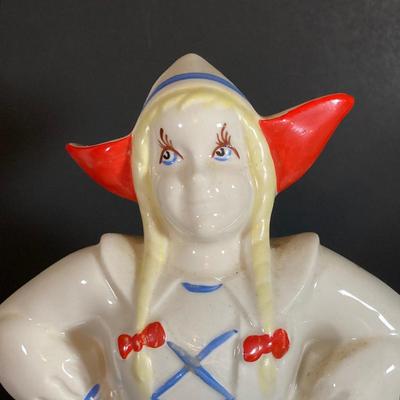 LOT 140: Vintage Dutch Girl Pottery Cookie Jar