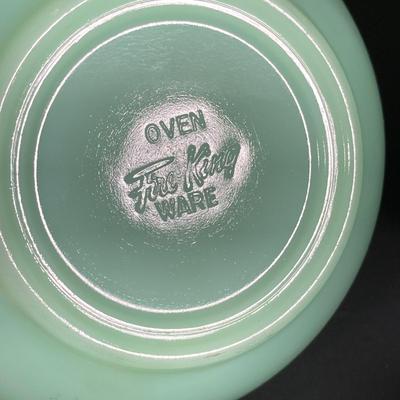 LOT 142: Vintage Fire King Oven Ware Jadeite Cup and Bowl Set