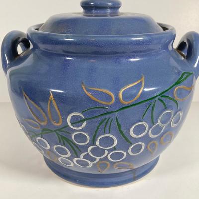 LOT 146: Vintage Cookie Jar / Stoneware Bean Pot with Handles and Lid