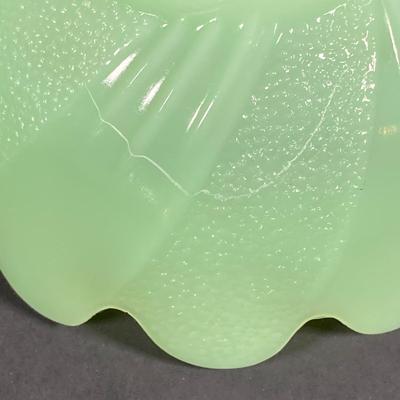 LOT 151: Collection of Assorted Vintage Jadeite (Anchor Hocking and More)