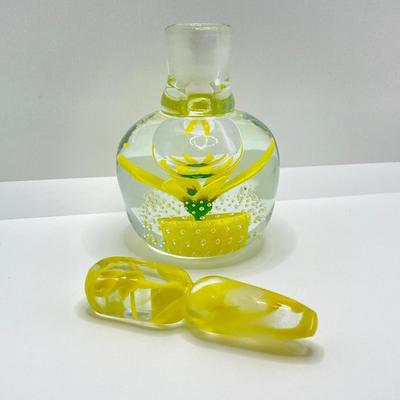 LOT 193: Vintage Yellow Art Glass Perfume Bottle and Cut Glass Hair Receiver