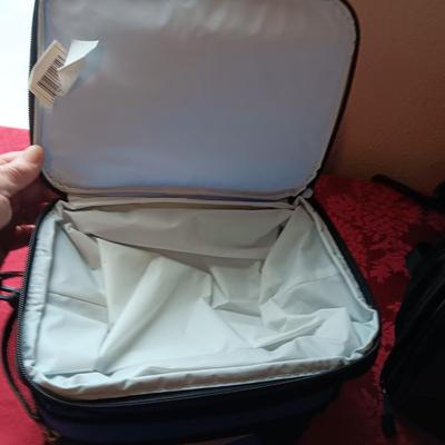 LUNCH COOLER AND TAMRAC BACKPACK