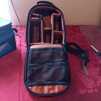 LUNCH COOLER AND TAMRAC BACKPACK