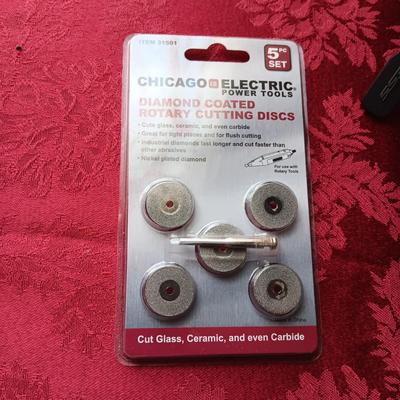 120 PC TOOL KIT, SAFETY GLASSES & NEW ROTARY CUTTING DISCS